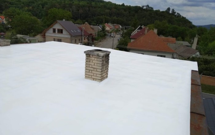 Kvalitní zateplení a hydroizolace střechy Izolace ploché střechy RD